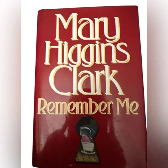 Other - Classic Mary Higgins Clark Remember Me hardcover thriller book